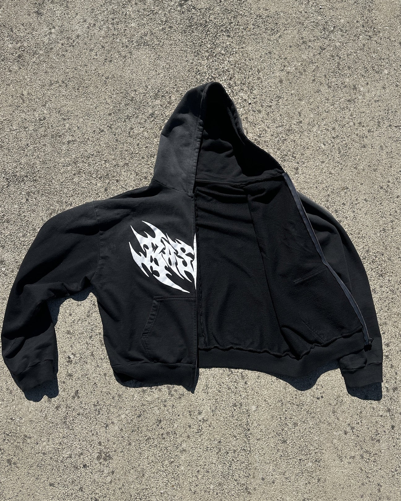 FOUNDER ZIP UP [BLACK]